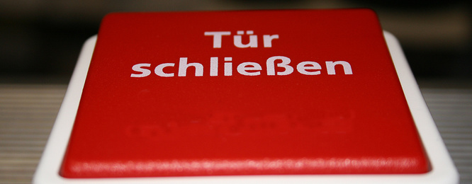 Feststellanlagen für Feuerschutzabschlüsse bei Sicherheitstechnik Liebing & Beese GmbH in Gera